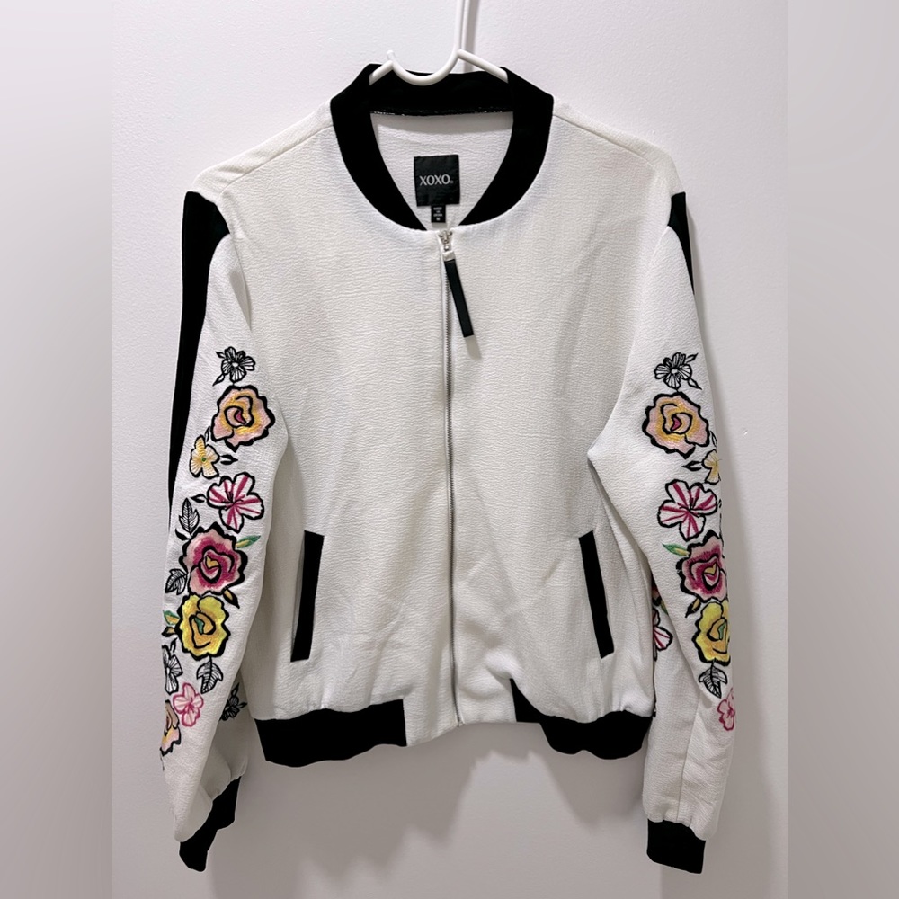 Beautiful xoxo flower jacket